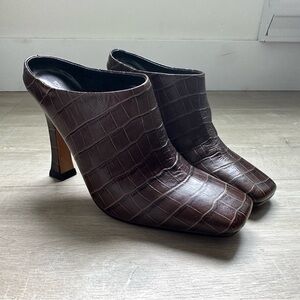 Tony Bianco mules *brand new*